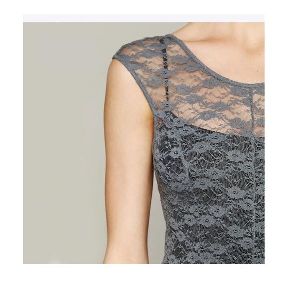 Waterfall Hem Dress - Double Layered Lace Maxi - Maroon - Picture 5 of 6